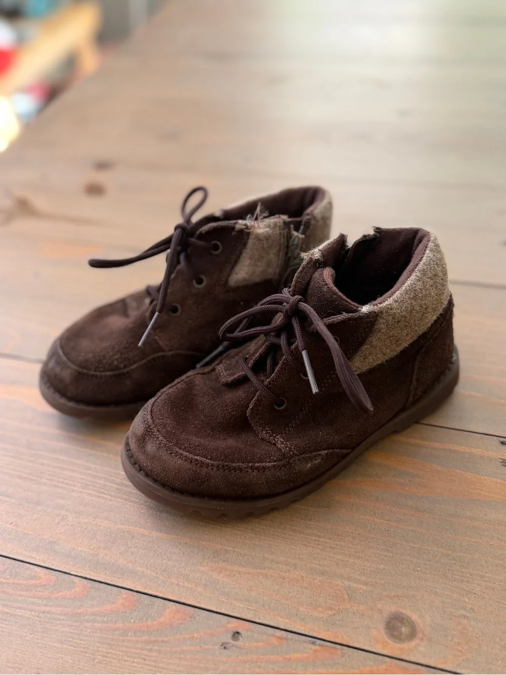 UGG Brown Suede Lace-Up Ankle Boots - Size 10